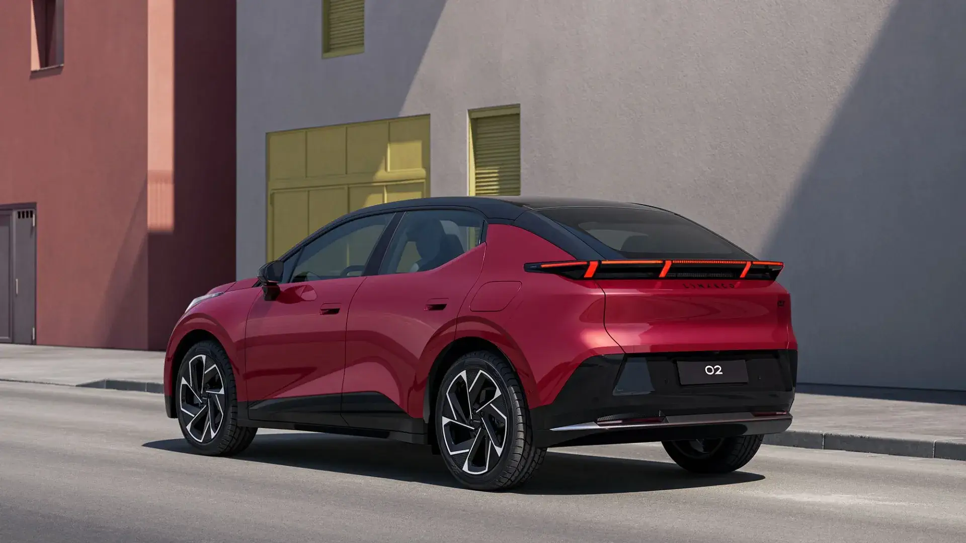 Lynk & Co 02