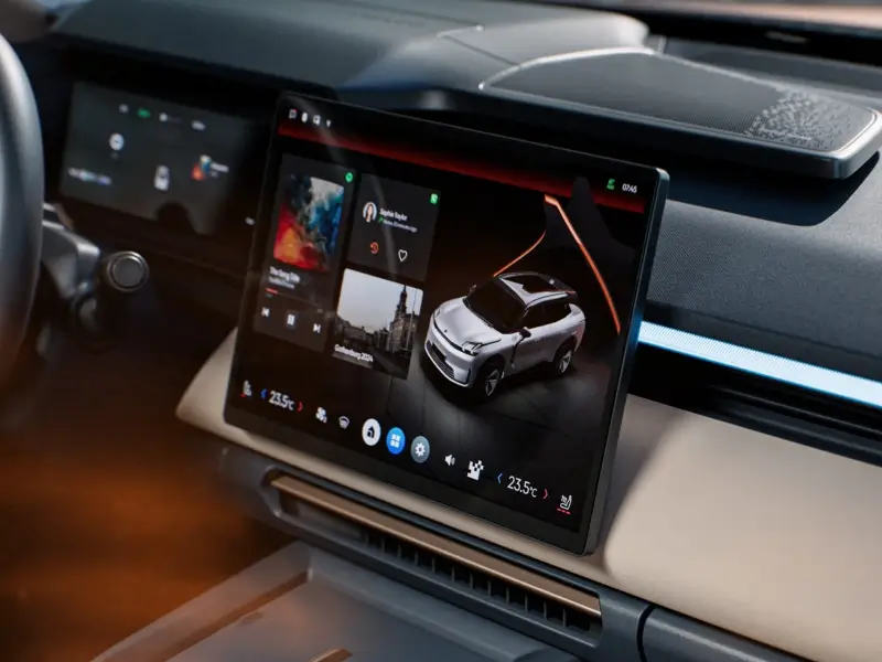 Ecran central Lynk & Co 08