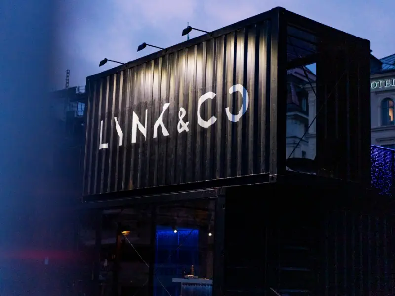Conectivitate Lynk & Co